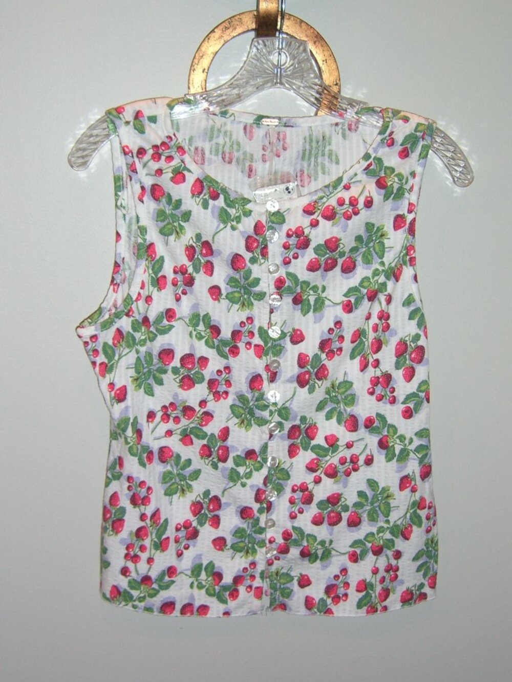 NWT FREE PEOPLE TILLY STRAWBERRY PRINT VEST TOP L - Picture 2 of 7
